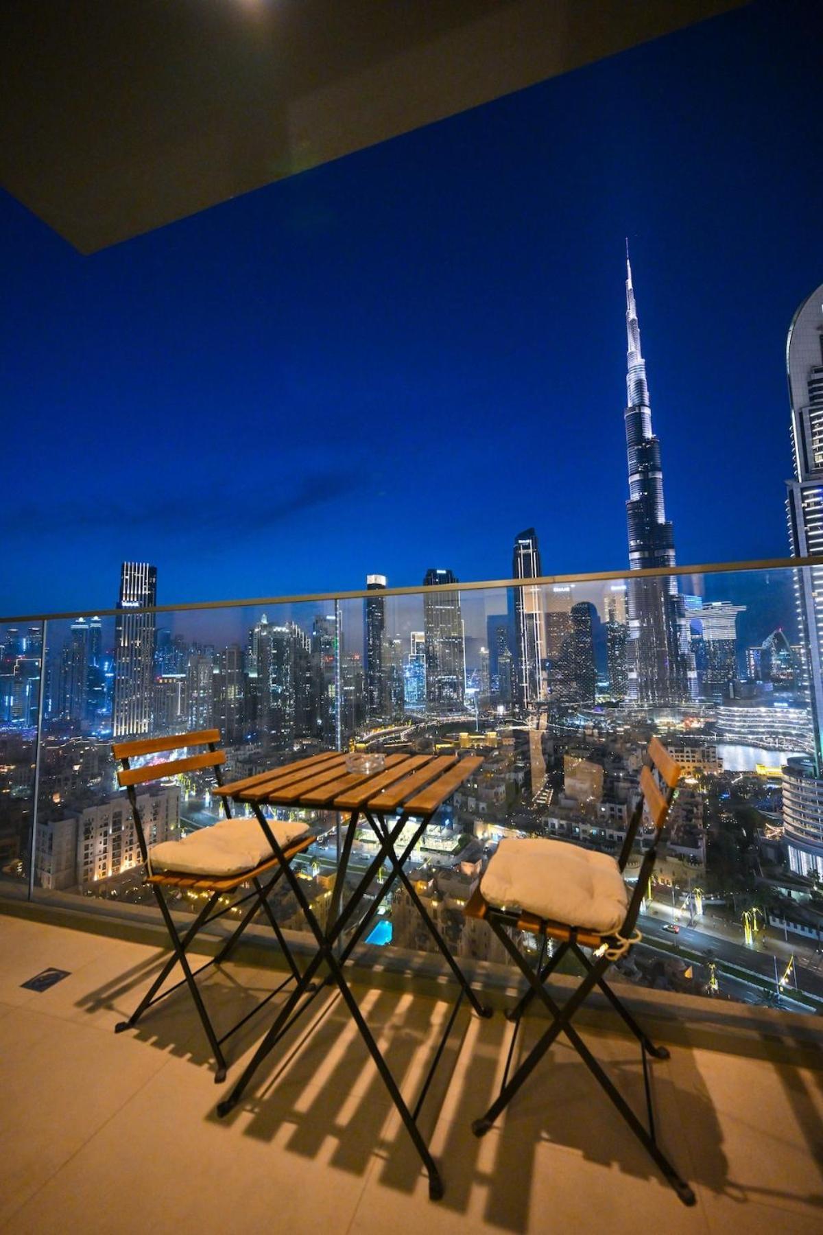 2bedroom Burj Royale Full Burj View 2 Minutes To Mall Dubai